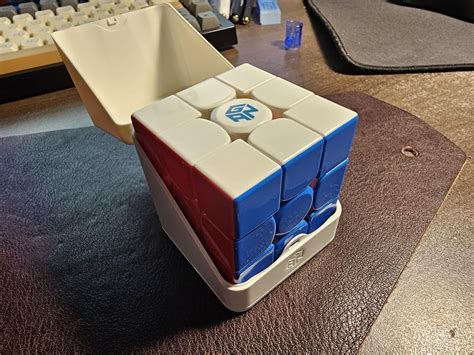Gan 14 UV. First impressions and quick review. : r/Cubers .